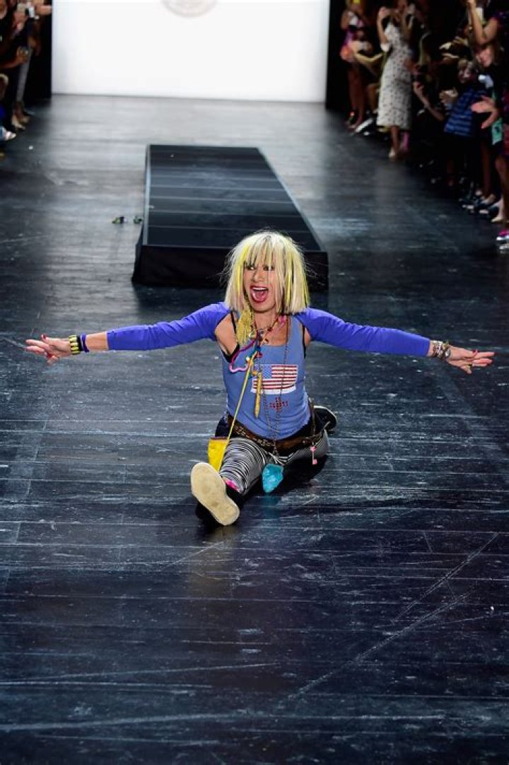 Betsey Johnson Height, Weight, Net Worth, Age, Birthday, Wikipedia, Who, Nationality, Biography