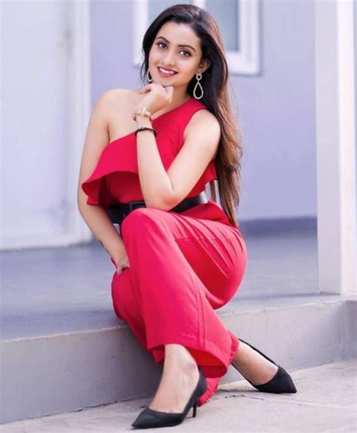 
Deepika Pilli Height, Weight, Net Worth, Age, Birthday, Wikipedia, Who, Nationality, Biography 