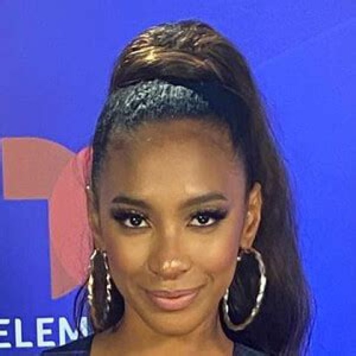 ELLAROSE KAYLOR Height, Weight, Net Worth, Age, Birthday, Wikipedia, Who, Nationality, Biography
