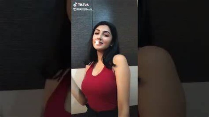 
Instagram model Nidhi Pandit has trending videos on Twitter, Reddit, and YouTube. 