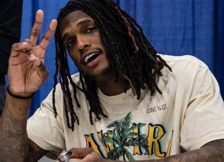 Is Ceedee Lamb Gay? Age, Height, Net Worth