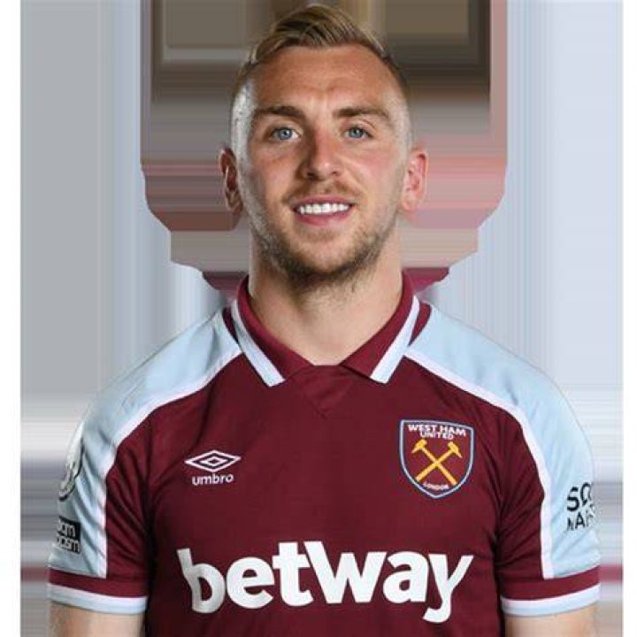 
Jarrod Bowen Height, Weight, Net Worth, Age, Birthday, Wikipedia, Who, Nationality, Biography 