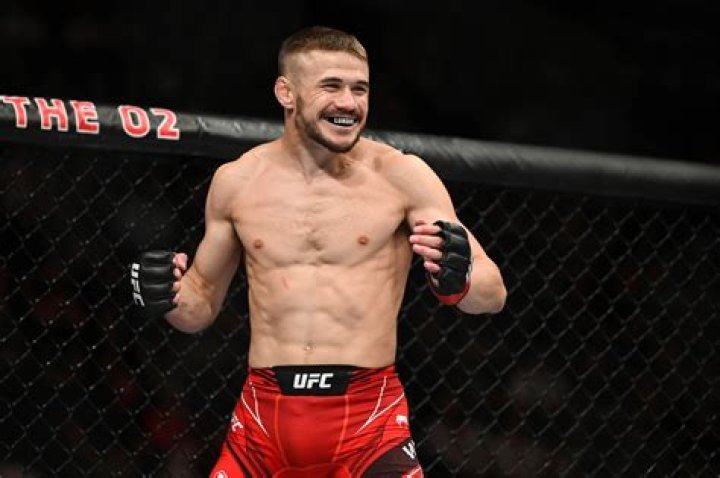 
UFC: Who Is Nathaniel Wood Wife Lauren Finch? Facts About The English Mixed Martial Artist 
